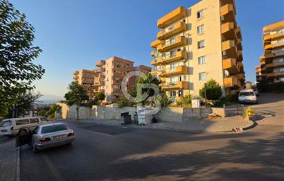 Kuşadası İkiçeşmelik Site İçinde Satılık 2+1 Daire