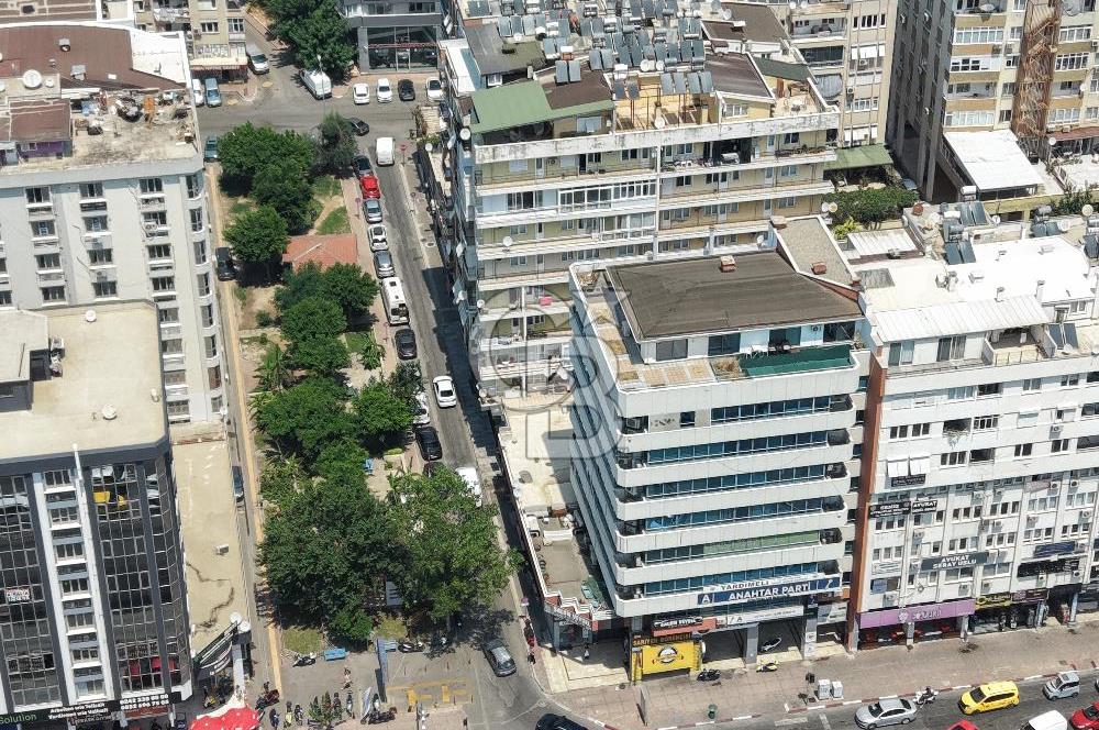 tahıl pazarında markantalyanın karşısında satılık ofis