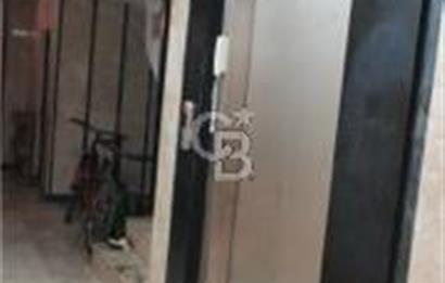 tahıl pazarında markantalyanın karşısında satılık ofis