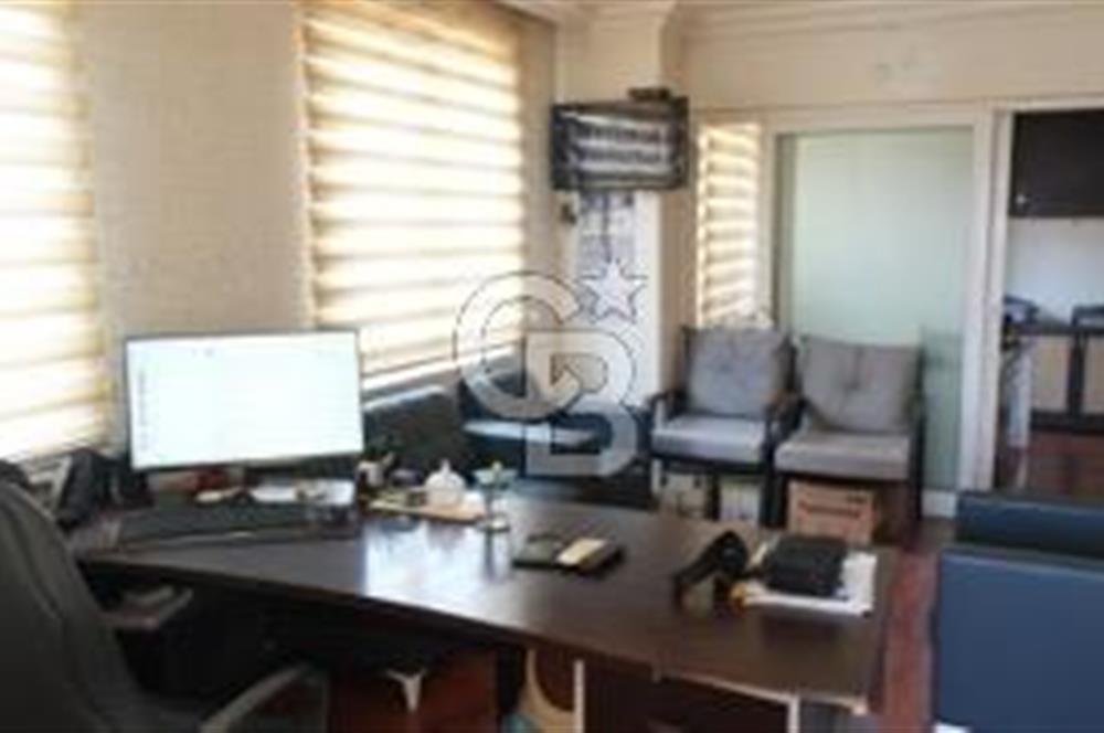 tahıl pazarında markantalyanın karşısında satılık ofis