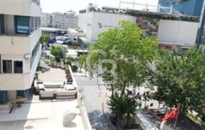 tahıl pazarında markantalyanın karşısında satılık ofis