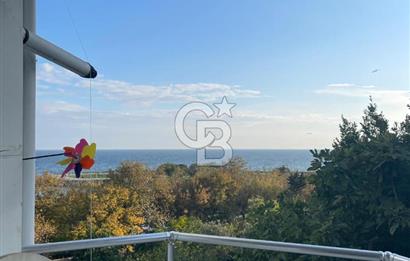 Avcılar Sahilde 2+1 Denize Sıfır Deniz Manzaralı Geniş Daire