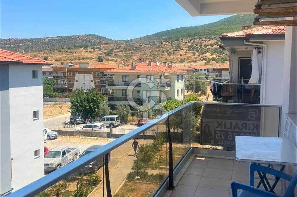 Yenifoça Site İçerisinde Eşyalı Kiralık 2+1 Daire