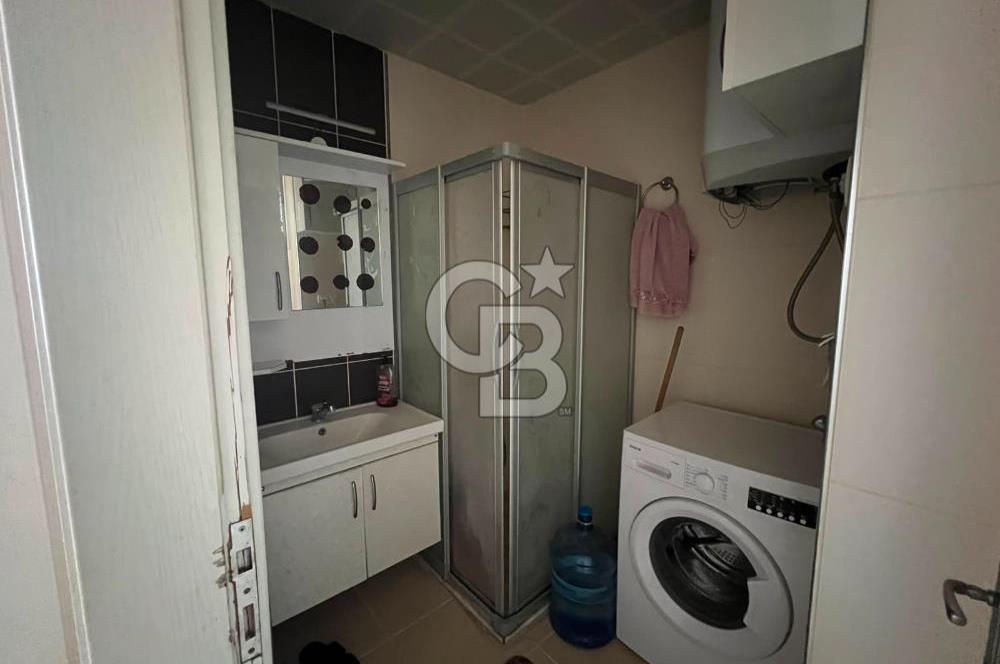 Yenifoça Site İçerisinde Eşyalı Kiralık 2+1 Daire