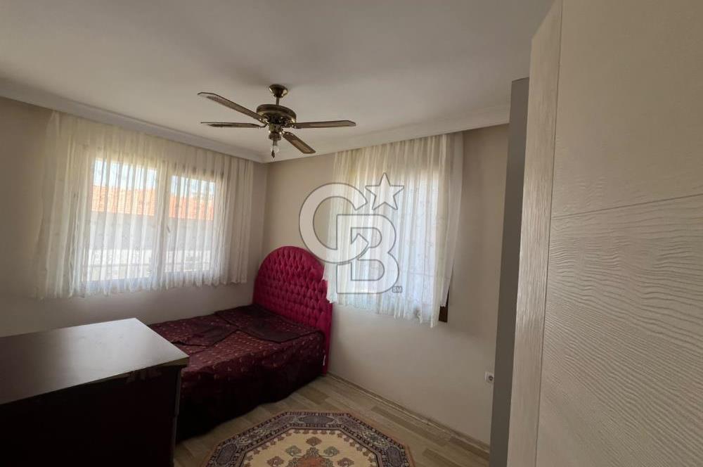 Yenifoça Site İçerisinde Eşyalı Kiralık 2+1 Daire