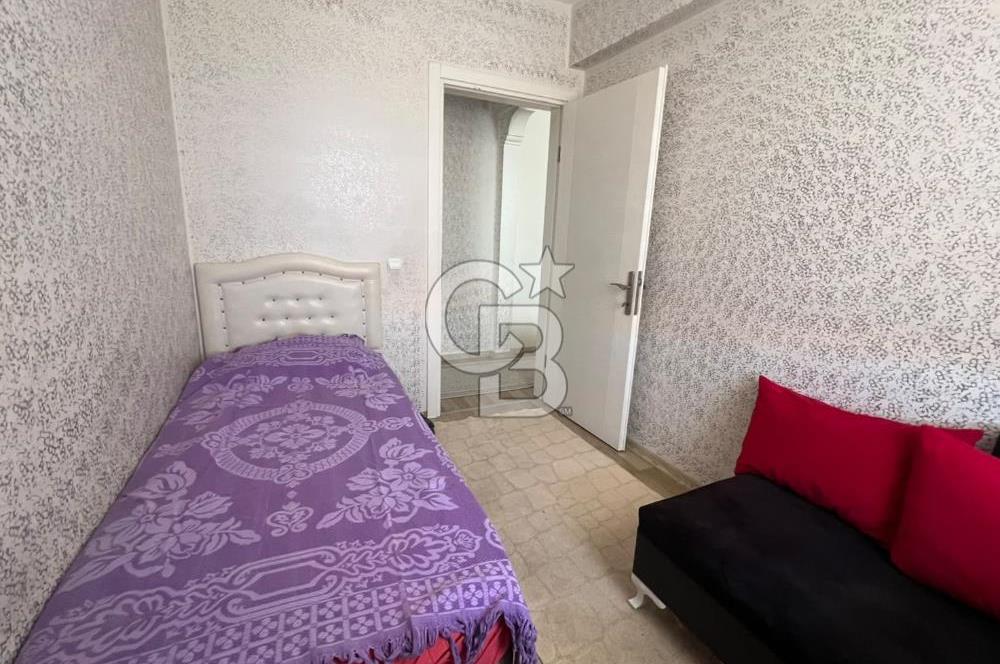 Yenifoça Site İçerisinde Eşyalı Kiralık 2+1 Daire