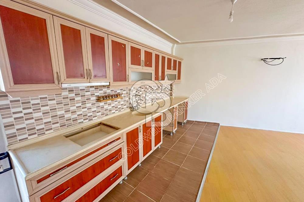 KUŞADASI MERKEZDE ARAKAT 2+1 TEMİZ DAİRE