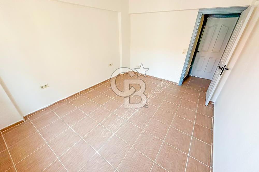 KUŞADASI MERKEZDE ARAKAT 2+1 TEMİZ DAİRE