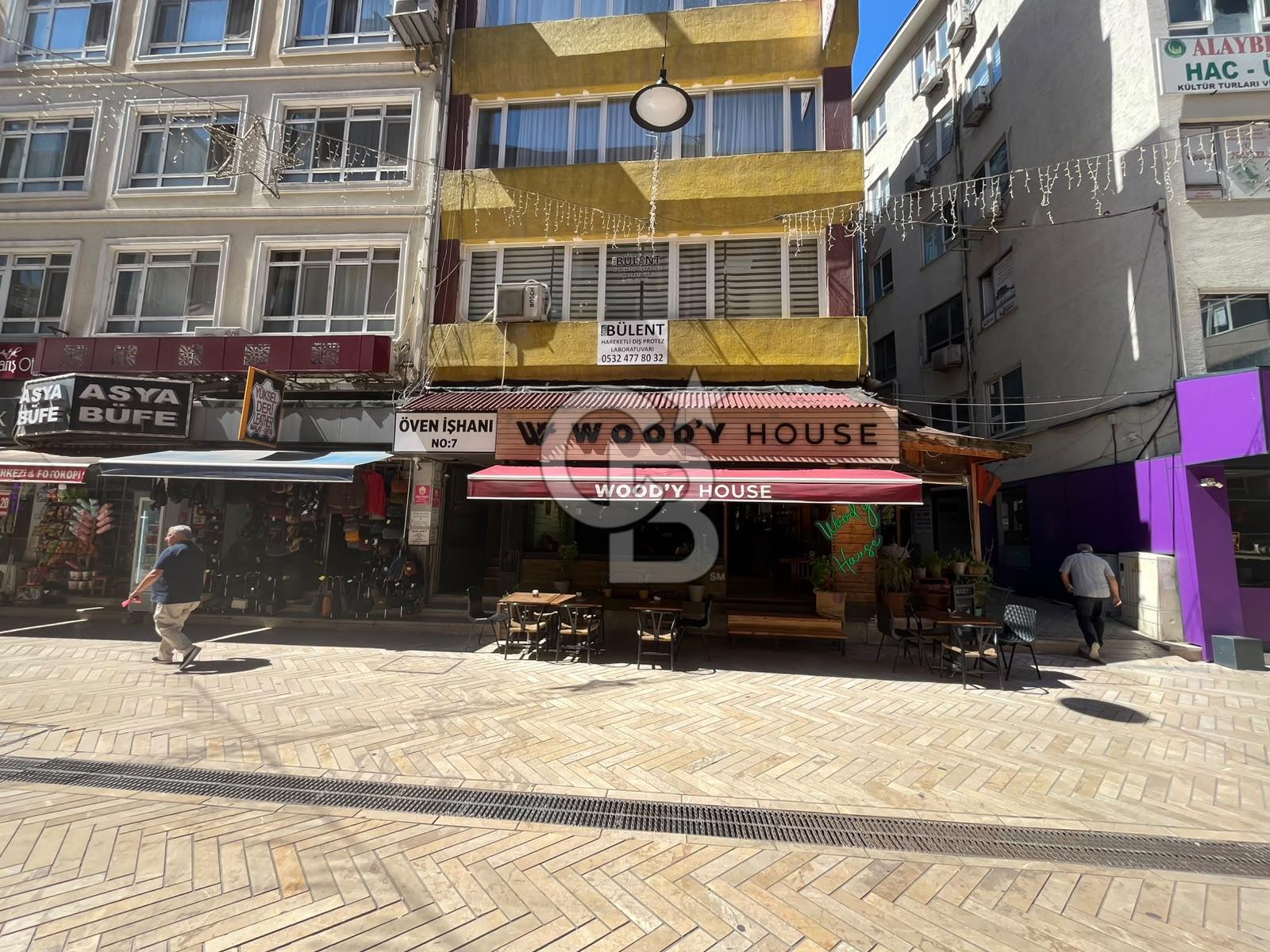 İZMİT ÇARŞI MERKEZ İSTİKLAL CADDESİNDE KİRALIK İŞYERİ