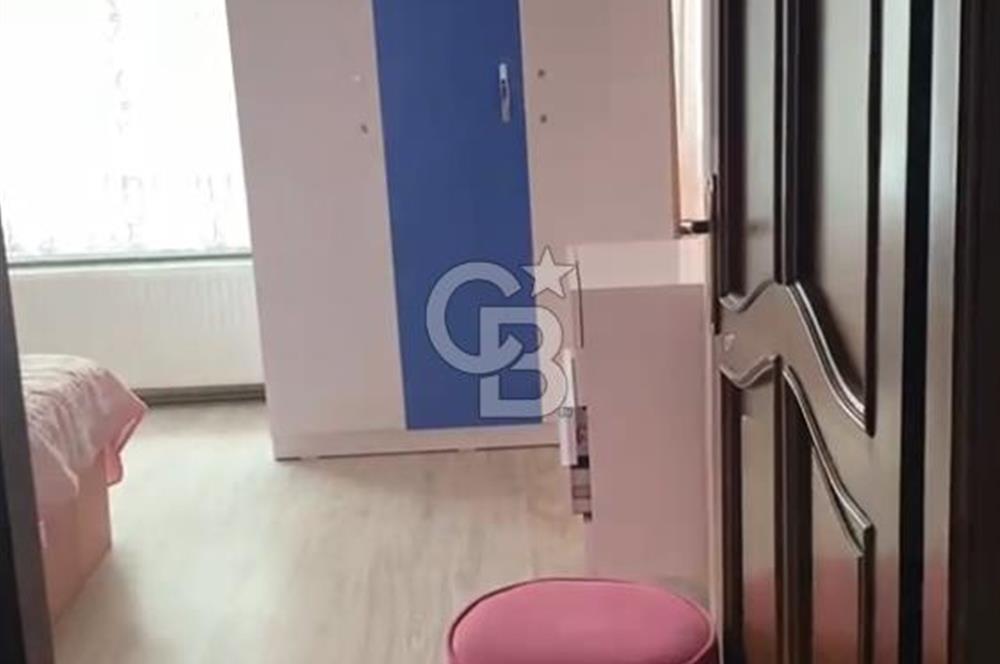 Avcılar Sahilde 2+1 Denize Sıfır Deniz Manzaralı Geniş Daire