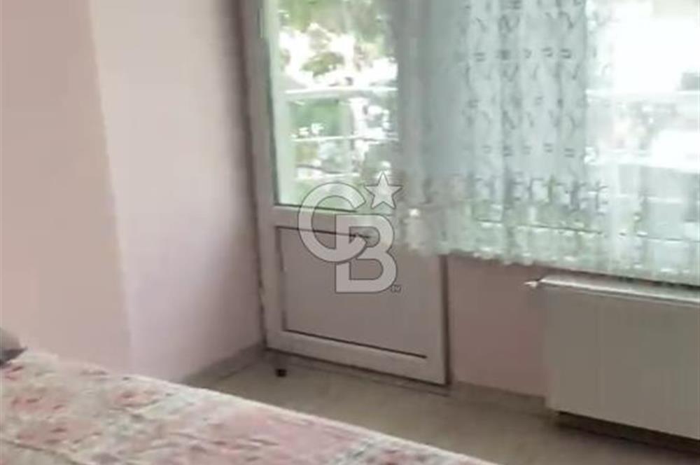 Avcılar Sahilde 2+1 Denize Sıfır Deniz Manzaralı Geniş Daire