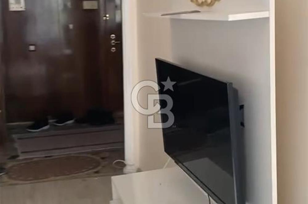 Avcılar Sahilde 2+1 Denize Sıfır Deniz Manzaralı Geniş Daire