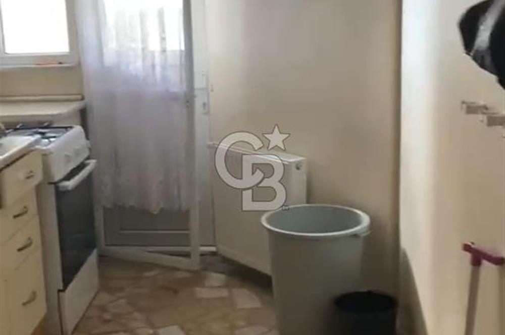 Avcılar Sahilde 2+1 Denize Sıfır Deniz Manzaralı Geniş Daire