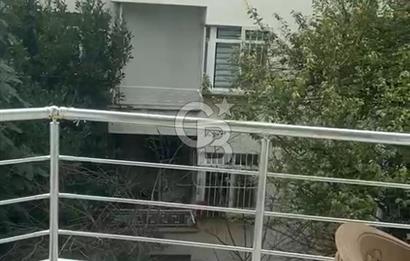 Avcılar Sahilde 2+1 Denize Sıfır Deniz Manzaralı Geniş Daire