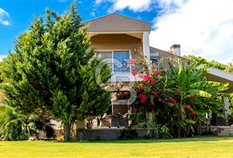 Venüs Bağdatlı'dan İtokent Sitesi Özel Konumlu 6+1 Villa Satılık - 3 - 365552