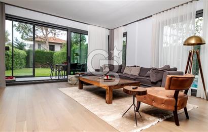 Güzelbahçe Yelki'de Site İçinde Havuzlu Lüks Villa Satılık