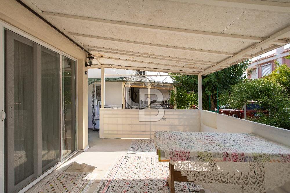 FOÇA GENCELLİ’DE DENİZE 50 METRE MESAFEDE SATILIK 3+1 BAHÇELİ DUBLEKS