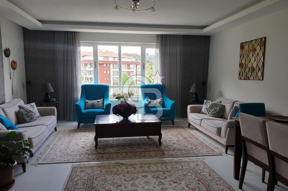 Çankaya Akpınar'da Satılık 3+1 Ebeveyn Banyolu Daire KİLERLİ