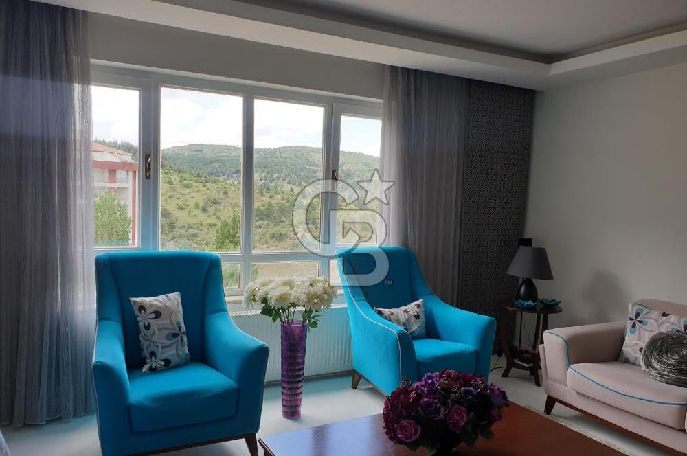 Çankaya Akpınar'da Satılık 3+1 Ebeveyn Banyolu Daire KİLERLİ