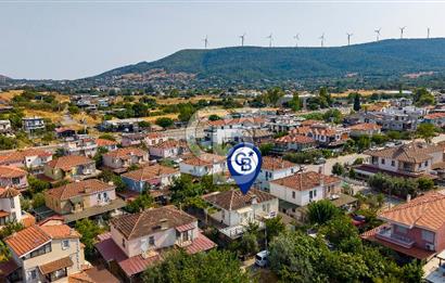 FOÇA GENCELLİ’DE DENİZE 50 METRE MESAFEDE SATILIK 3+1 BAHÇELİ DUBLEKS