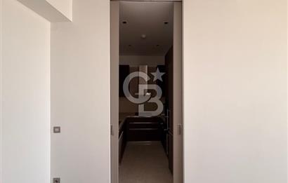 SPINE TOWER MASLAK YÜKSEK KAT BOĞAZ MANZARALI 2+1 SATILIK DAİRE