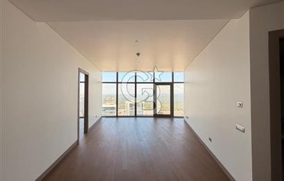 SPINE TOWER MASLAK YÜKSEK KAT BOĞAZ MANZARALI 2+1 SATILIK DAİRE