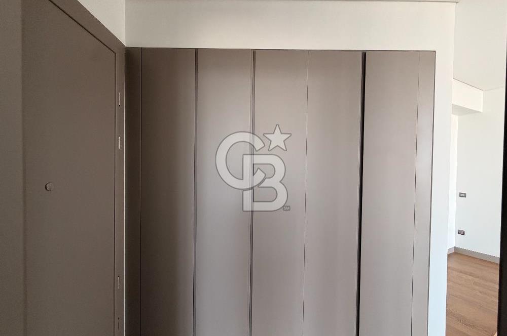 SPINE TOWER MASLAK YÜKSEK KAT BOĞAZ MANZARALI 2+1 SATILIK DAİRE