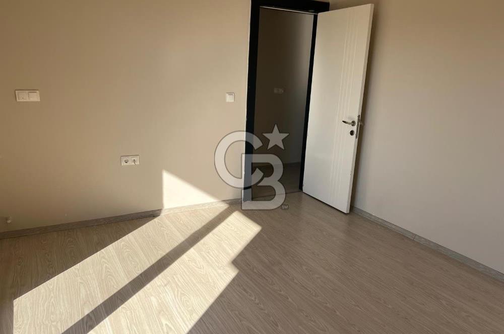 Foça Hacıveli Mah. Merkezi Konum Bahçeli Kiralık 3+1 Daire