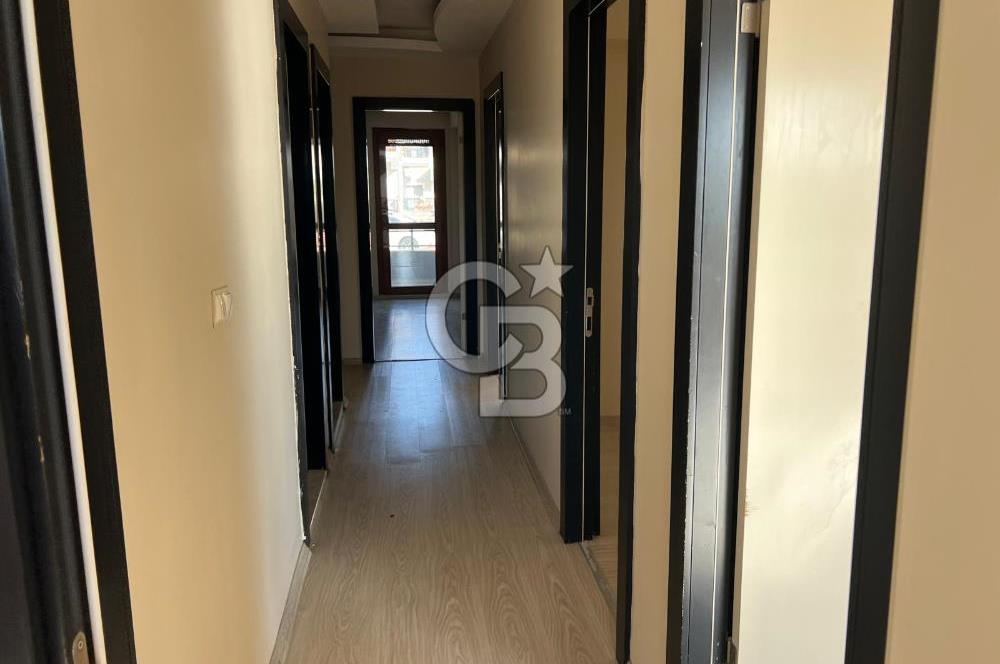 Foça Hacıveli Mah. Merkezi Konum Bahçeli Kiralık 3+1 Daire