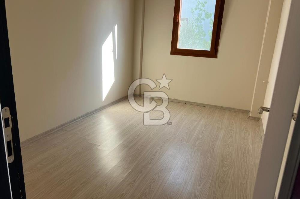 Foça Hacıveli Mah. Merkezi Konum Bahçeli Kiralık 3+1 Daire