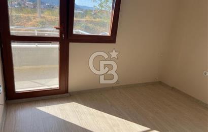 Foça Hacıveli Mah. Merkezi Konum Bahçeli Kiralık 3+1 Daire