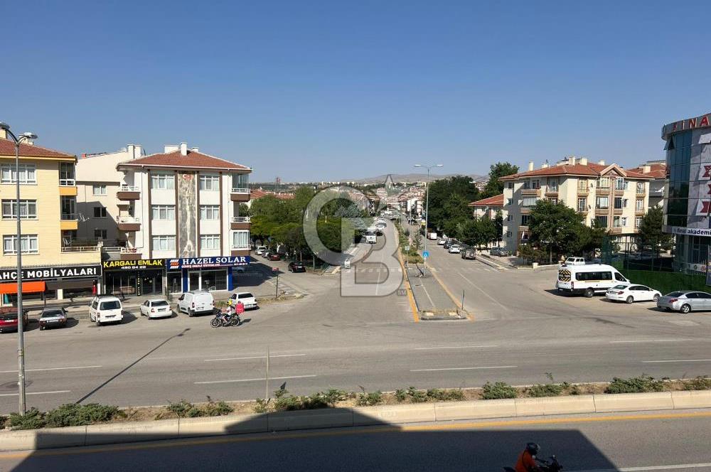 CB VİZYON GÖKHAN KORAL'DAN EBEVEYN BANYOLU ÖNÜ AÇIK FERAH DAİRE