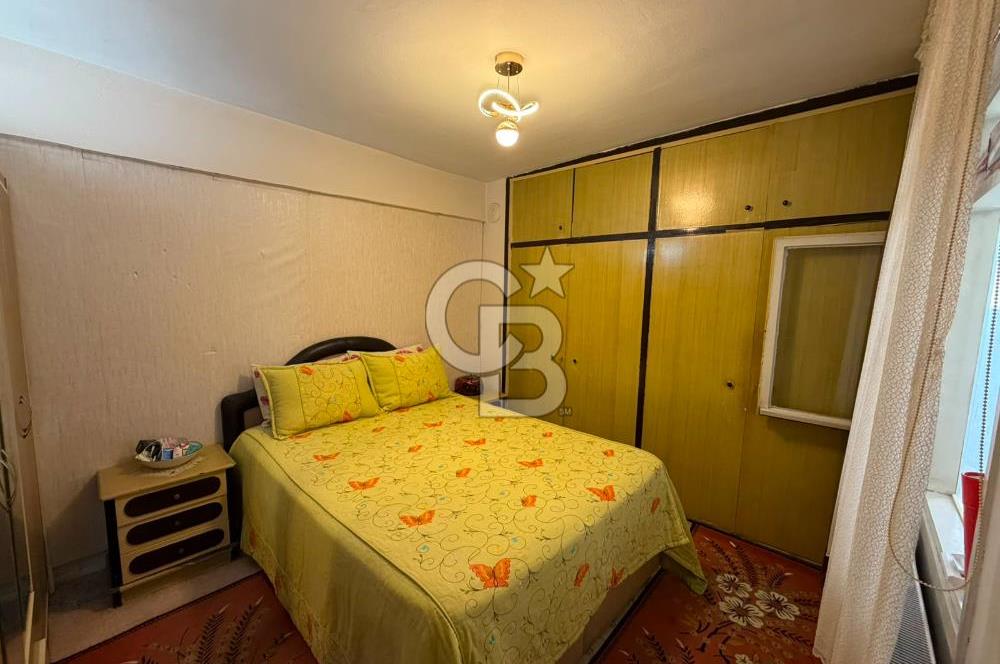 KARABAGLAR   YEŞİLYURT' DA 130 M² NET, FERAH VE KULLANIŞLI 3+1 DAİRE