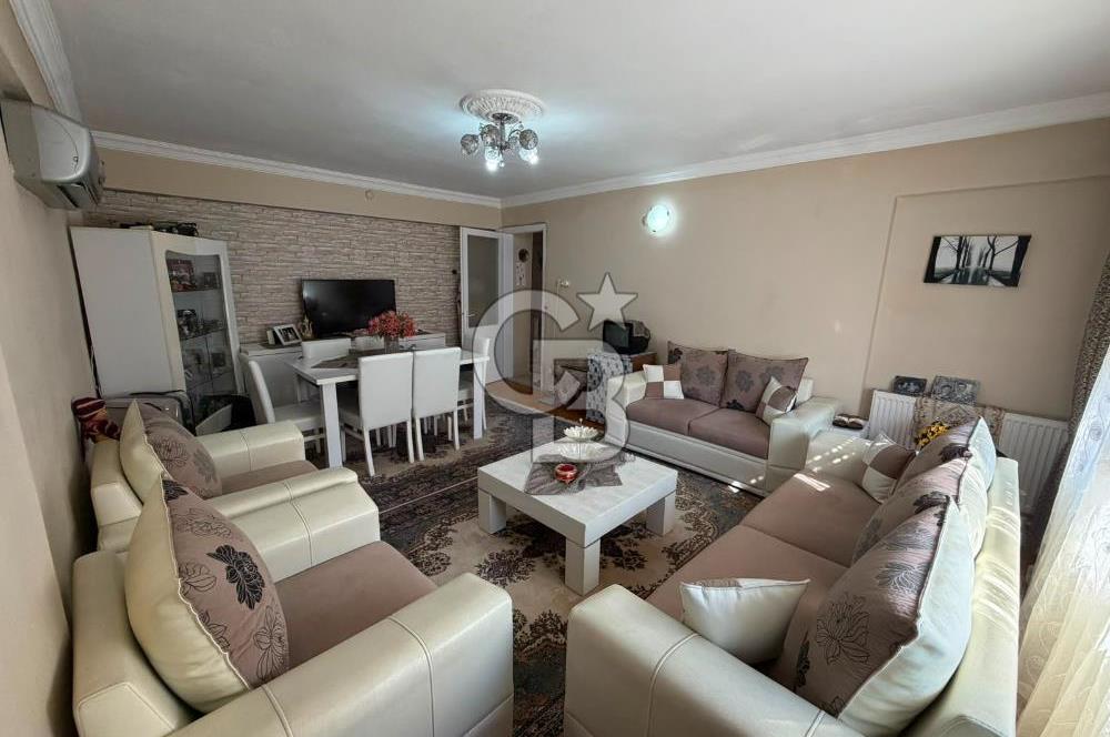 KARABAGLAR   YEŞİLYURT' DA 130 M² NET, FERAH VE KULLANIŞLI 3+1 DAİRE