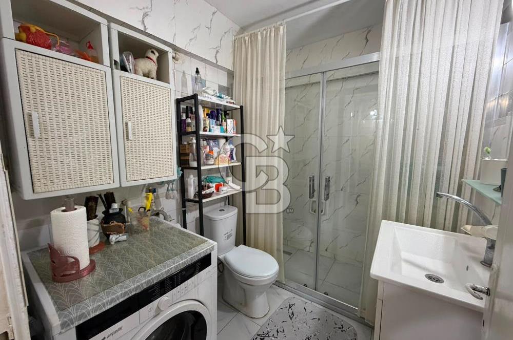 KARABAGLAR   YEŞİLYURT' DA 130 M² NET, FERAH VE KULLANIŞLI 3+1 DAİRE