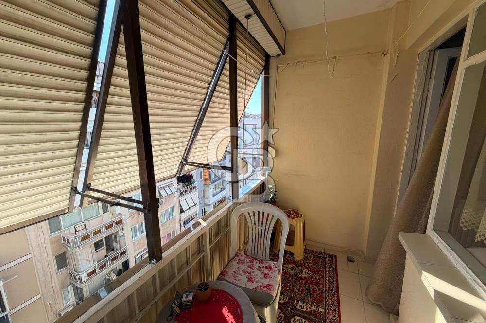 KARABAGLAR   YEŞİLYURT' DA 130 M² NET, FERAH VE KULLANIŞLI 3+1 DAİRE