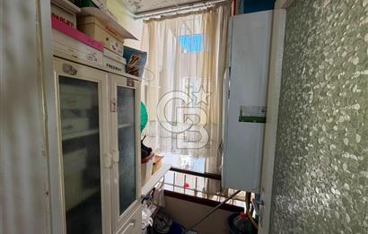 KARABAGLAR   YEŞİLYURT' DA 130 M² NET, FERAH VE KULLANIŞLI 3+1 DAİRE