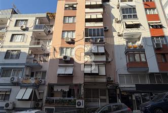 KARABAGLAR   YEŞİLYURT' DA 130 M² NET, FERAH VE KULLANIŞLI 3+1 DAİRE - 11 - 365590