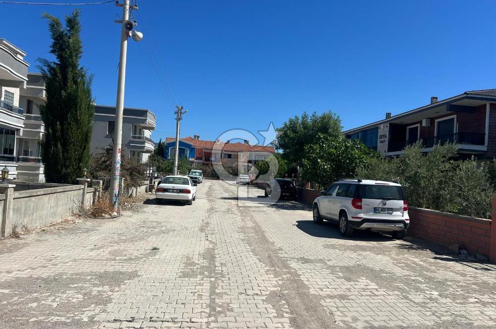 Foça Hacıveli Mah. Merkezi Konum Bahçeli Kiralık 3+1 Daire