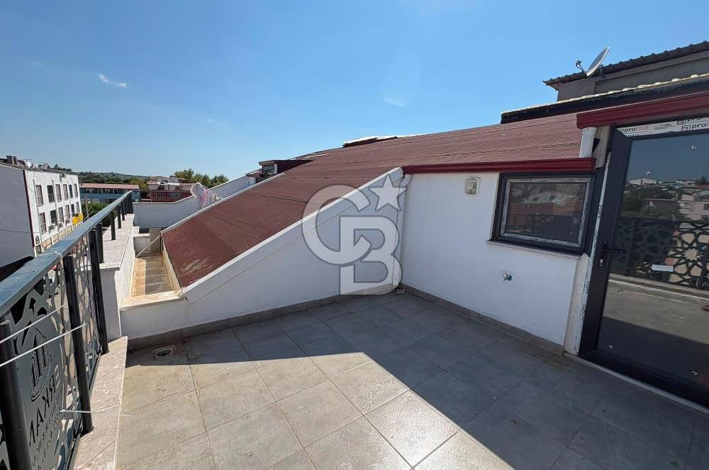 Geyikli'de Bozcaada Feribotuna 1 Km|2+1 Çatı piyes dubleks daire