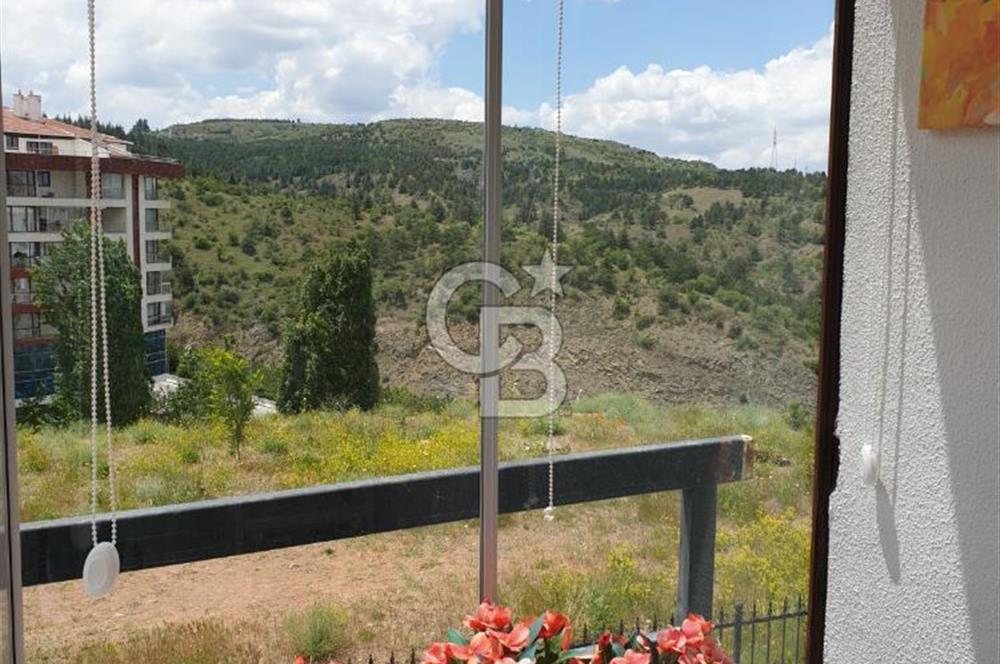 Çankaya Akpınar'da Güney Doğu Cepheli Satılık Daire