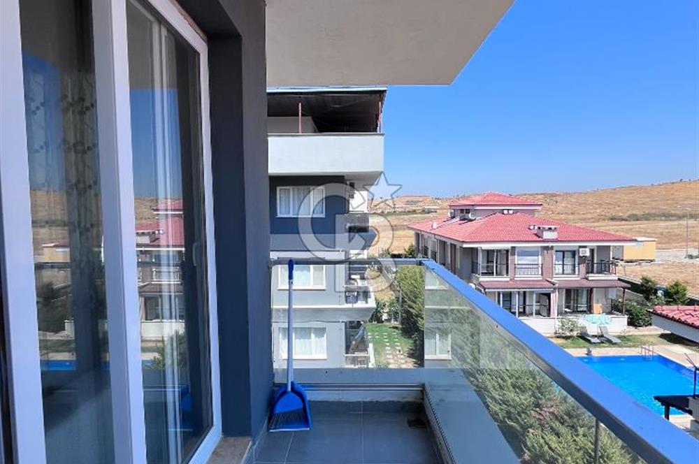 Turabiye Mahallesinde Site İçerisinde Eşyalı 1+1 Daire