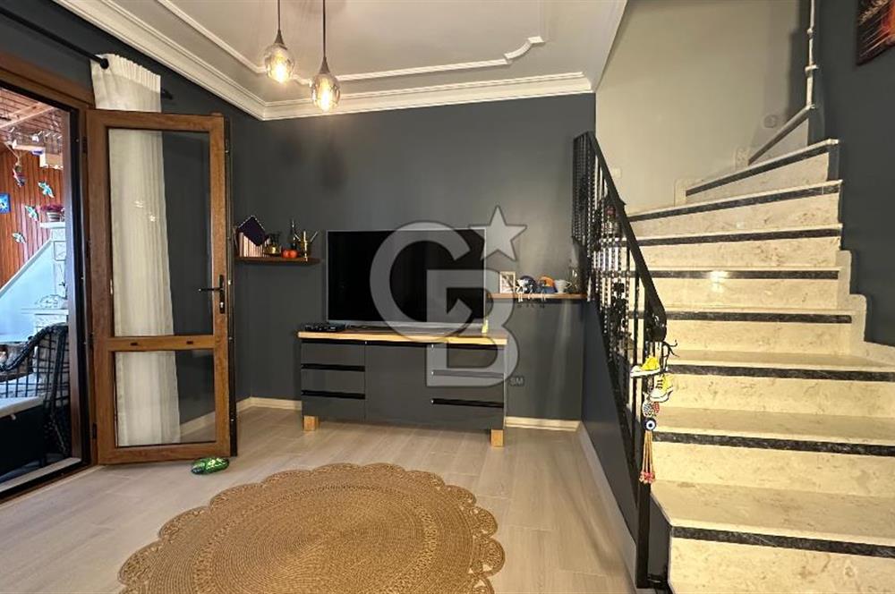 Karaağaç'ta Artur'a Komşu Lüks 4+2 Masrafsız Bahçeli Villa