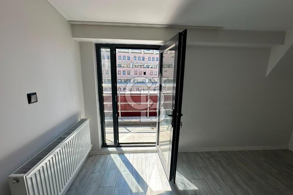 CB CITY'DEN KURTULUŞ MAHALLESİNDE KİRALIK OFİS