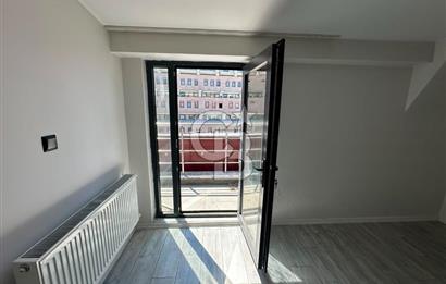 CB CITY'DEN KURTULUŞ MAHALLESİNDE KİRALIK OFİS
