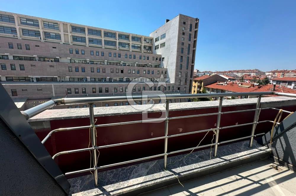 CB CITY'DEN KURTULUŞ MAHALLESİNDE KİRALIK OFİS