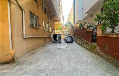 MALTEPE FINDIKLI SERİN SOKAK'TA SATILIK 3+1 ARAKAT SATILIK DAİRE