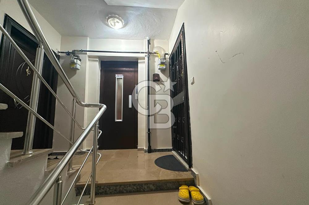 MALTEPE FINDIKLI SERİN SOKAK'TA SATILIK 3+1 ARAKAT SATILIK DAİRE