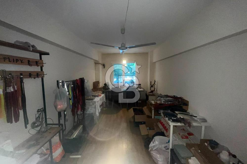 BAHÇELİEVLER B.ÜÇOK KÖŞE 120 M² 25.000 TL KİRA GETİRİLİ 3+1