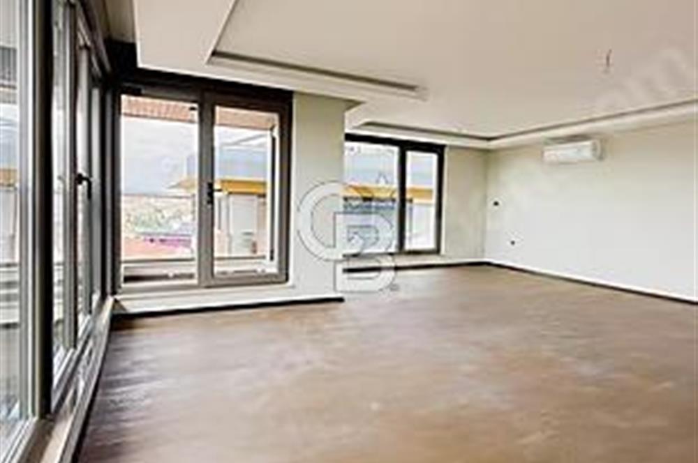 BEYLERBEYİ KAPANMAZ BOĞAZ VE DENİZ MANZARALI MUHTEŞEM DUBLEKS..